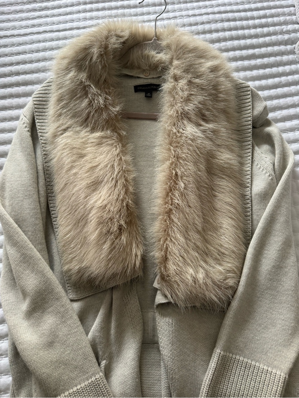 Banana Republic Cream Faux-Fur Collar Knit Cardigan